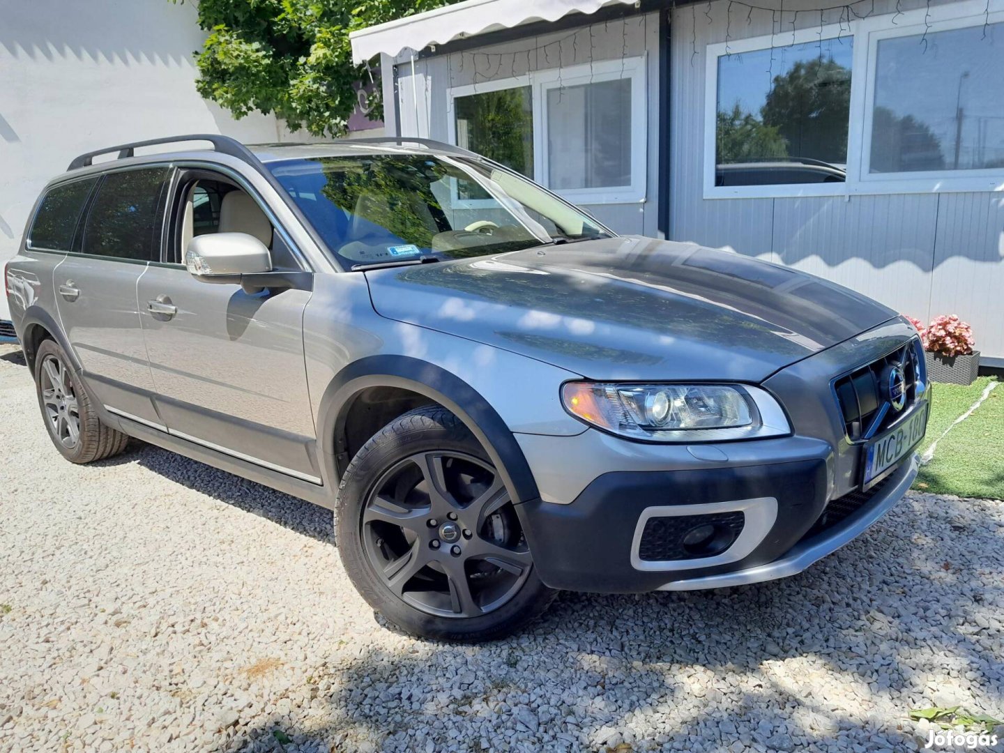 Volvo XC70 2.4 D [D3] AWD Summum Geartronic
